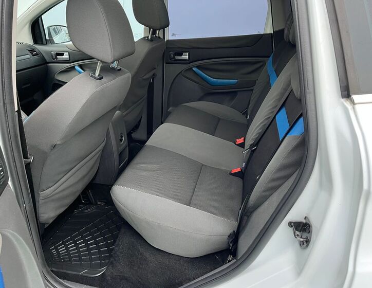 Ford Kuga 11