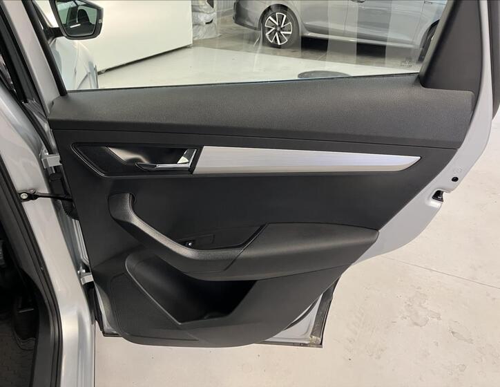 Škoda Karoq 28