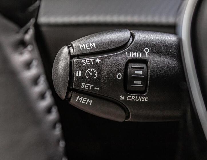 Peugeot 2008 14
