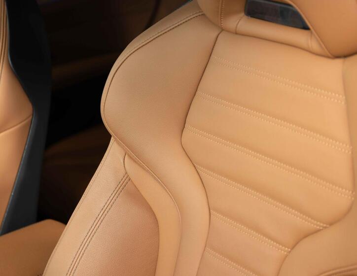 BMW i4 19