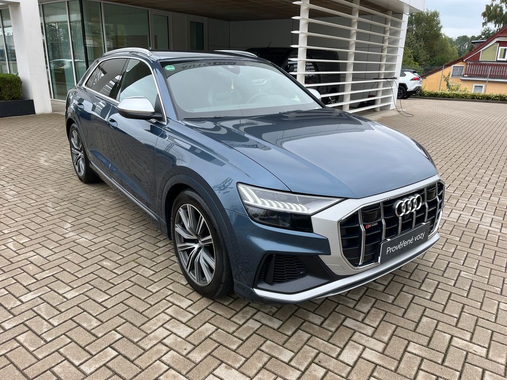 Audi SQ8