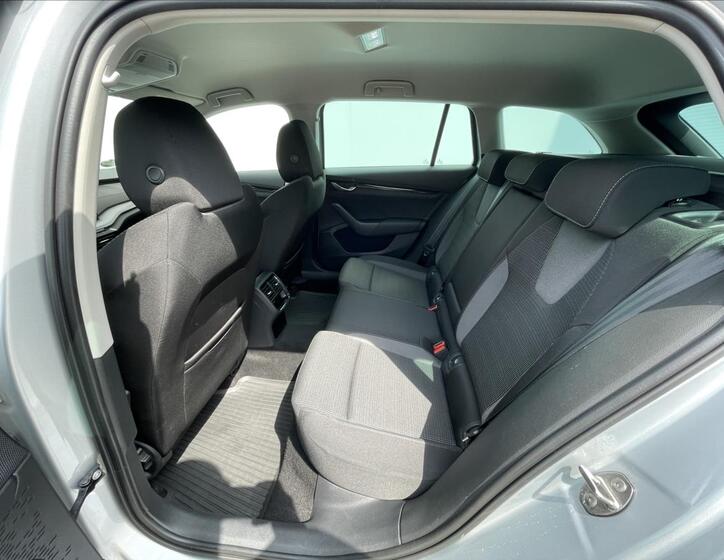 Škoda Octavia 16