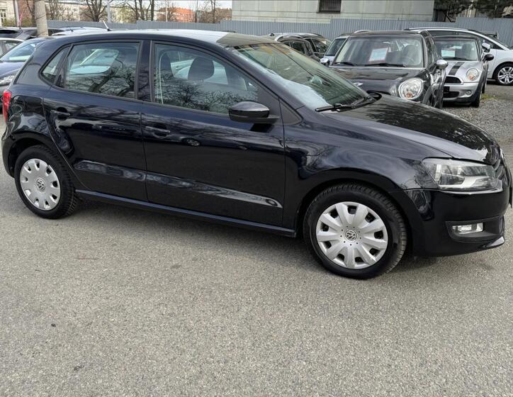 Volkswagen Polo 12