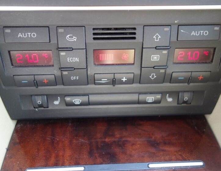 Audi A4 32