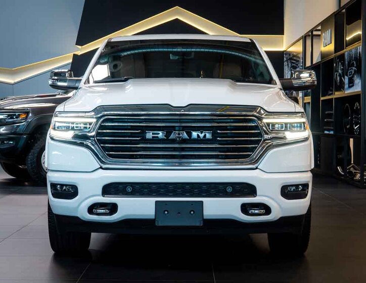 Dodge RAM 9