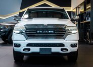 Dodge RAM 9