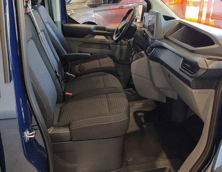 Ford Transit Custom 13