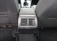 Volkswagen Golf 16