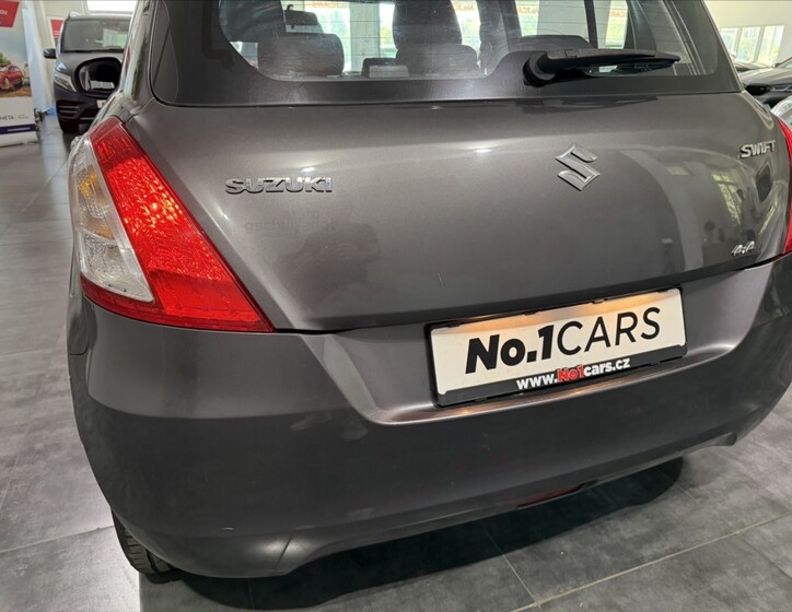 Suzuki Swift 24