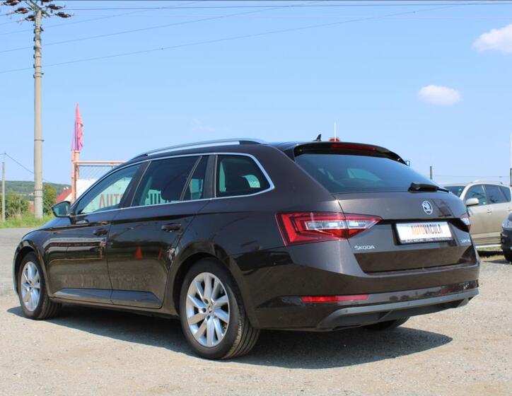 Škoda Superb 7