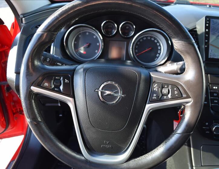 Opel Insignia 32