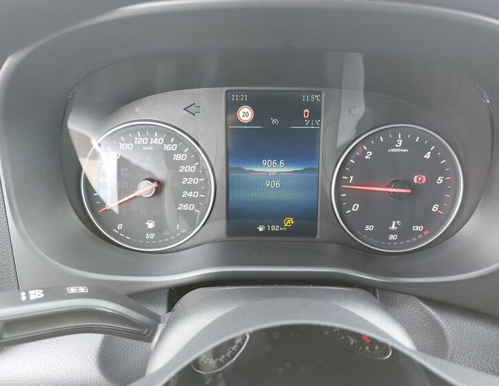 Mercedes-Benz Vito 16