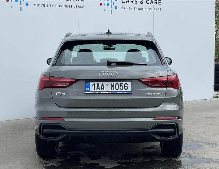 Audi Q3 23