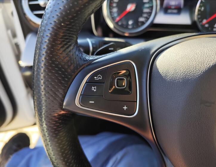 Mercedes-Benz Třídy E 16