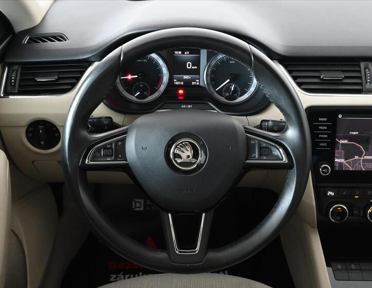 Škoda Octavia 16