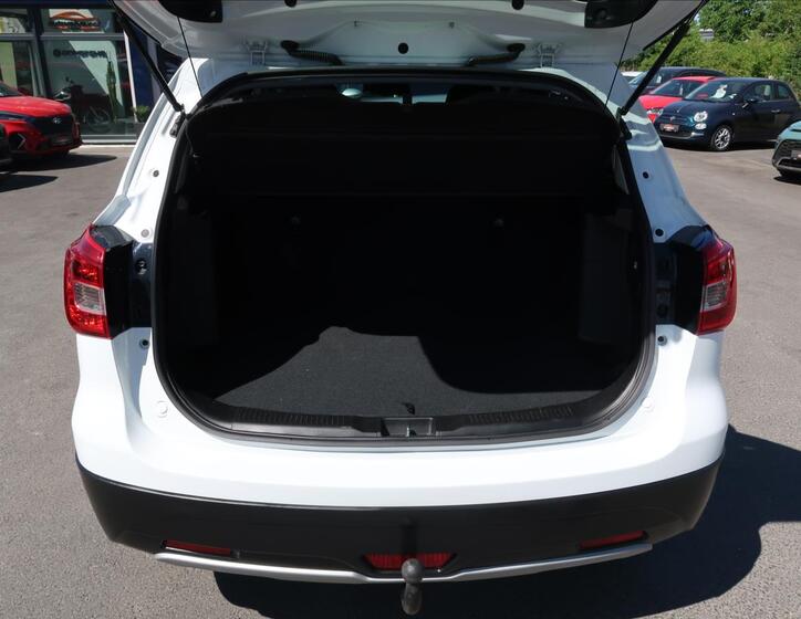 Suzuki SX4 S-Cross 23