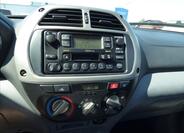 Toyota RAV4 16