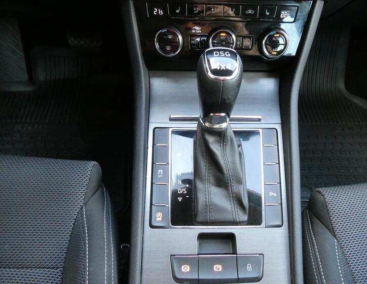 Škoda Superb 31