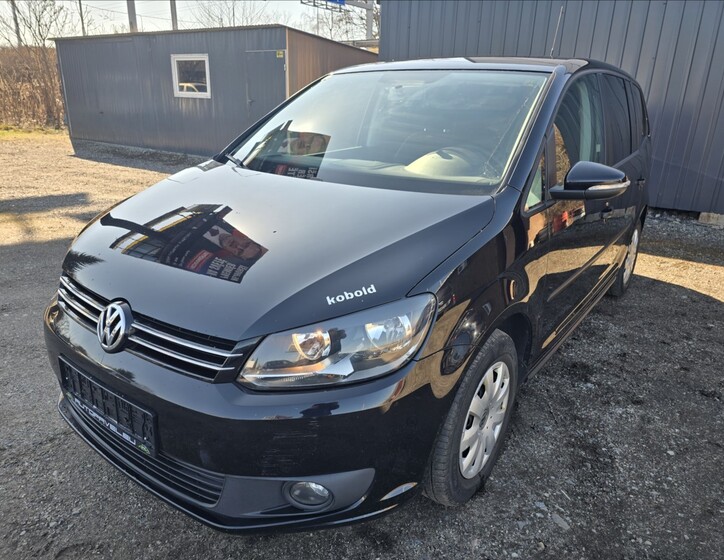 Volkswagen Touran 14
