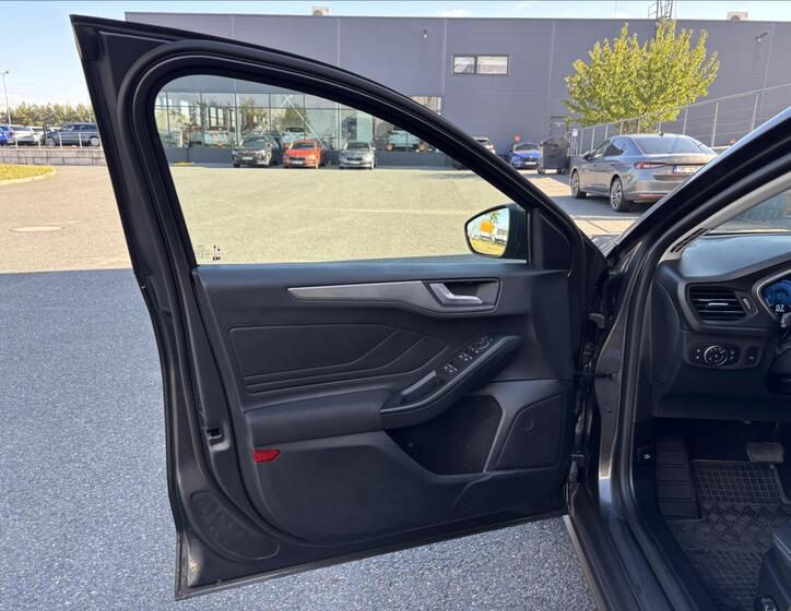 Ford Focus 18
