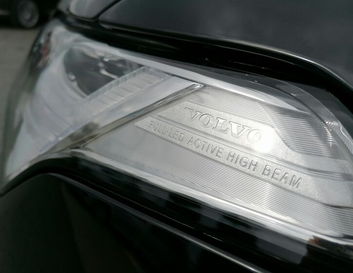 Volvo XC90 27