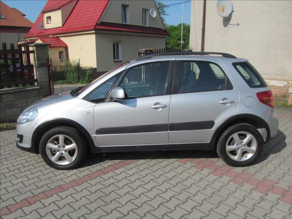 Suzuki SX4