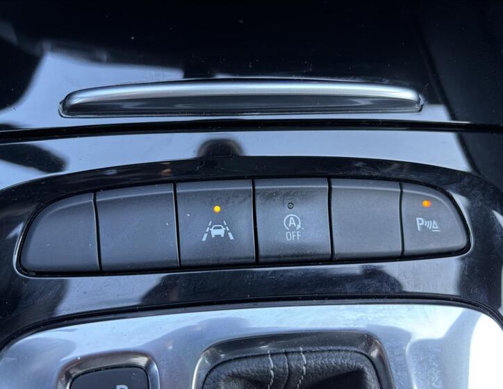 Opel Insignia 41