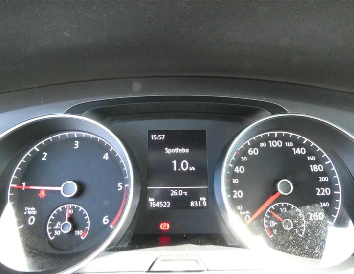 Volkswagen Golf 35