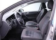 Volkswagen Golf 11