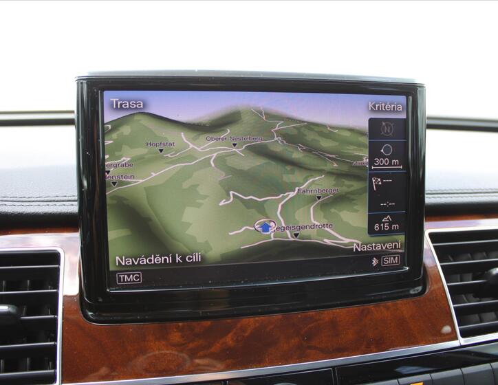 Audi A8 17