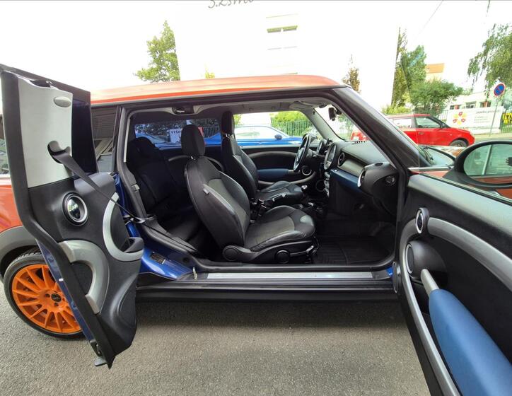 Mini Clubman 24