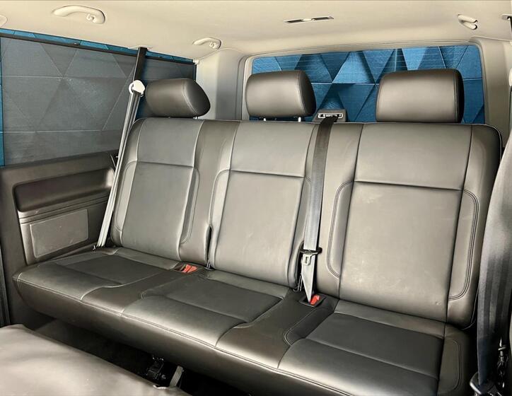 Volkswagen Caravelle 13