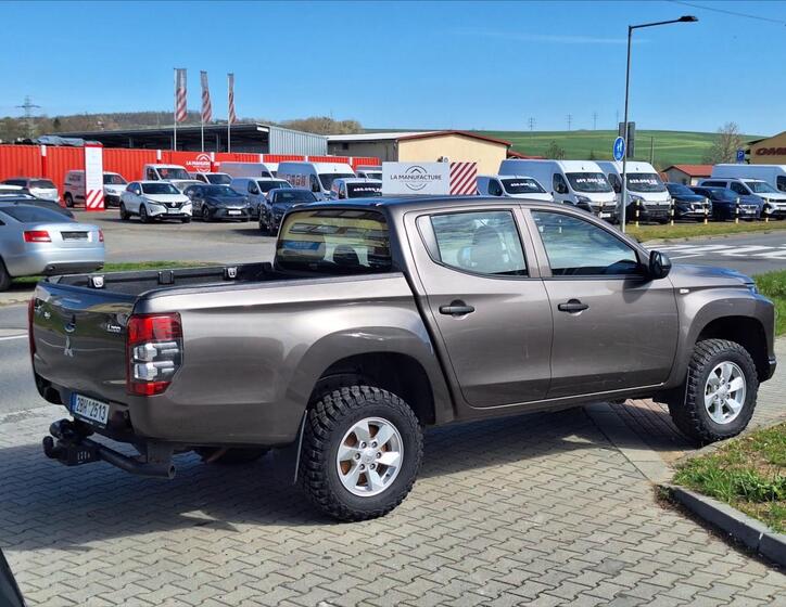 Mitsubishi L200 4