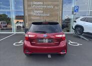 Toyota Yaris 15