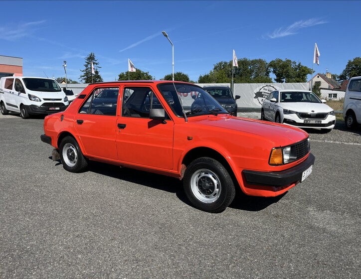 Škoda 105 2