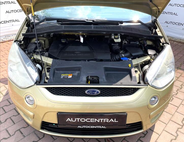 Ford S-MAX 8