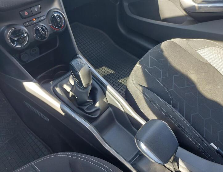 Peugeot 2008 30
