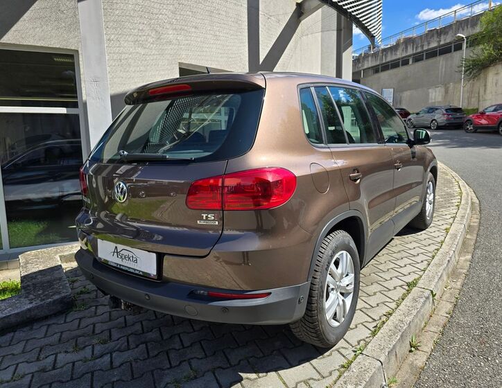 Volkswagen Tiguan 5