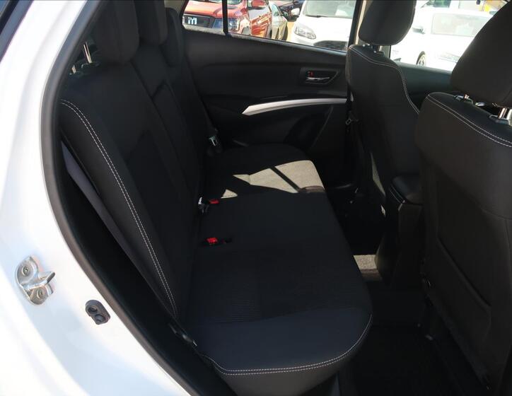 Suzuki SX4 S-Cross 20