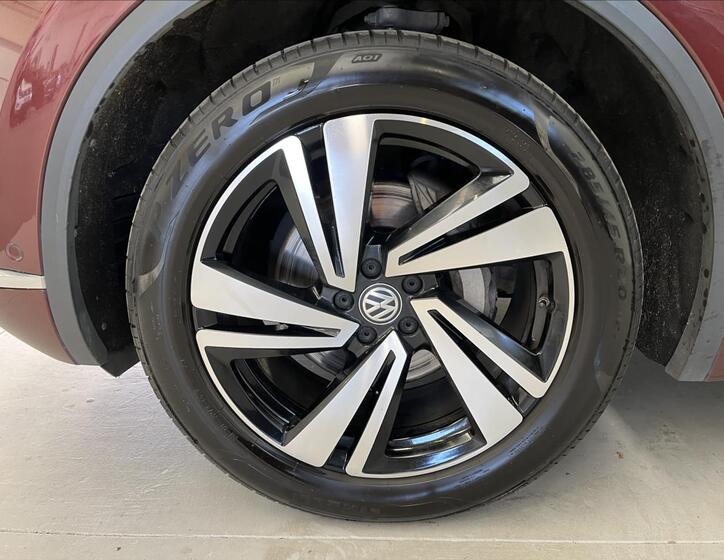Volkswagen Touareg 34