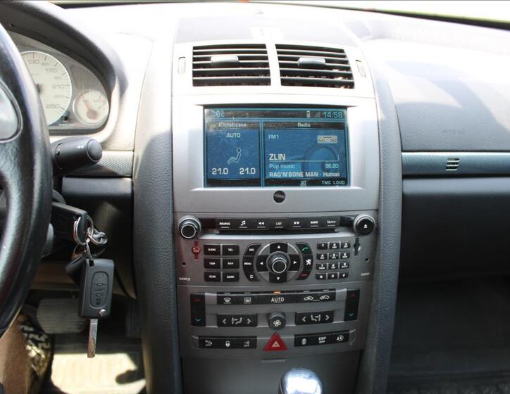 Peugeot 407 23