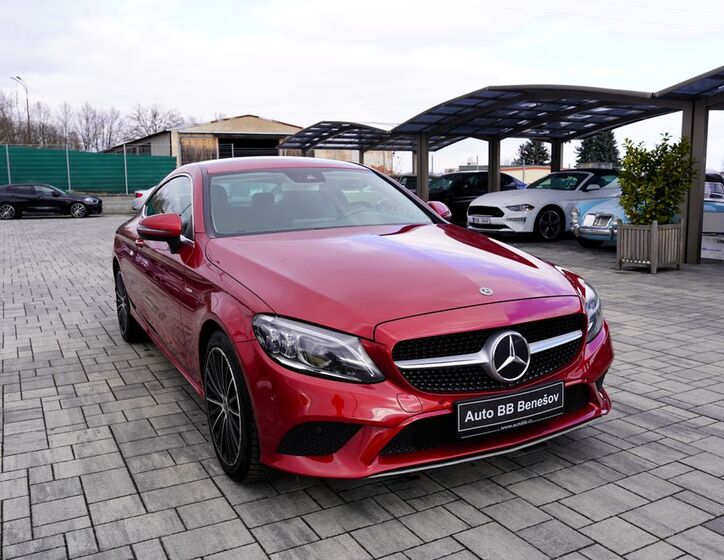 Mercedes-Benz Třídy C 8