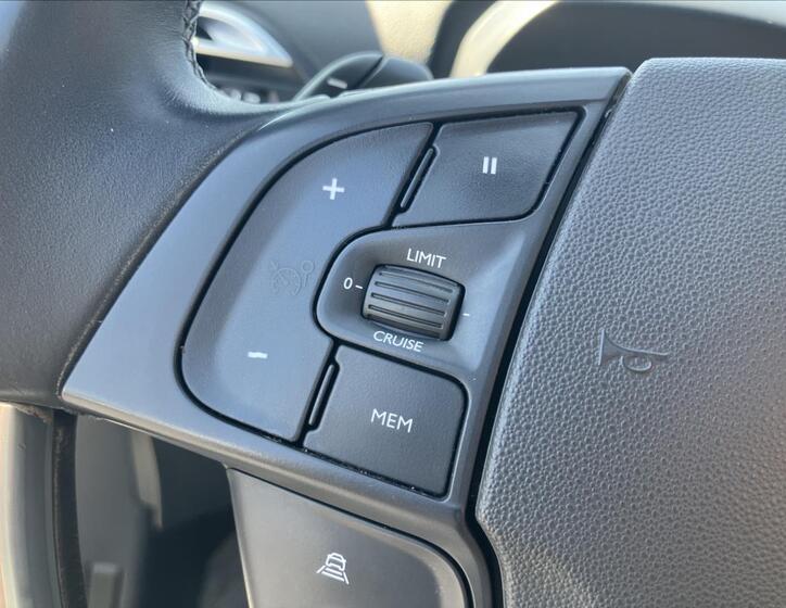 Citroën Grand C4 SpaceTourer 21