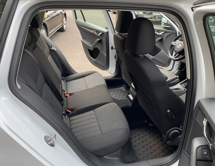 Škoda Octavia 16