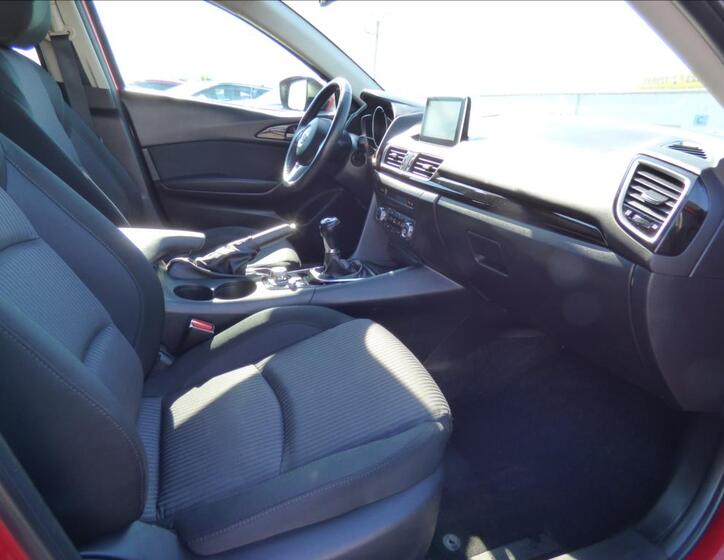Mazda 3 47