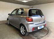 Toyota Yaris 5