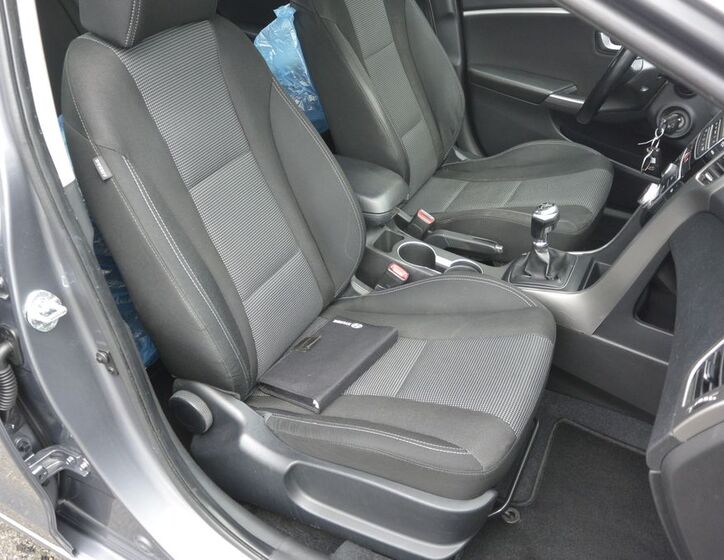 Hyundai i30 34
