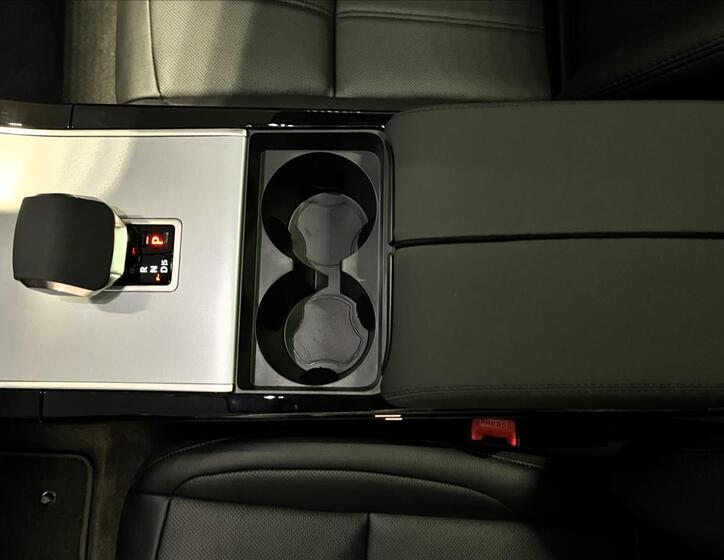 Land Rover Range Rover Evoque 29