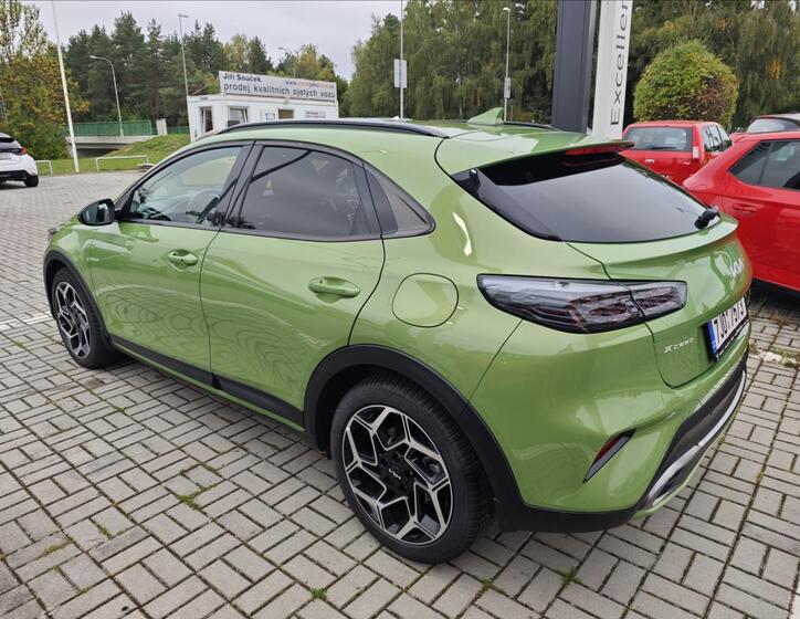 KIA XCeed 4