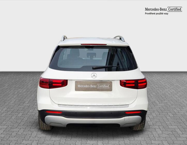 Mercedes-Benz GLB 4